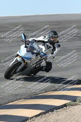 media/Oct-13-2025-Moto Forza (Mon) [[a66d839500]]/4-C Group/Session 2 (Bowl)/